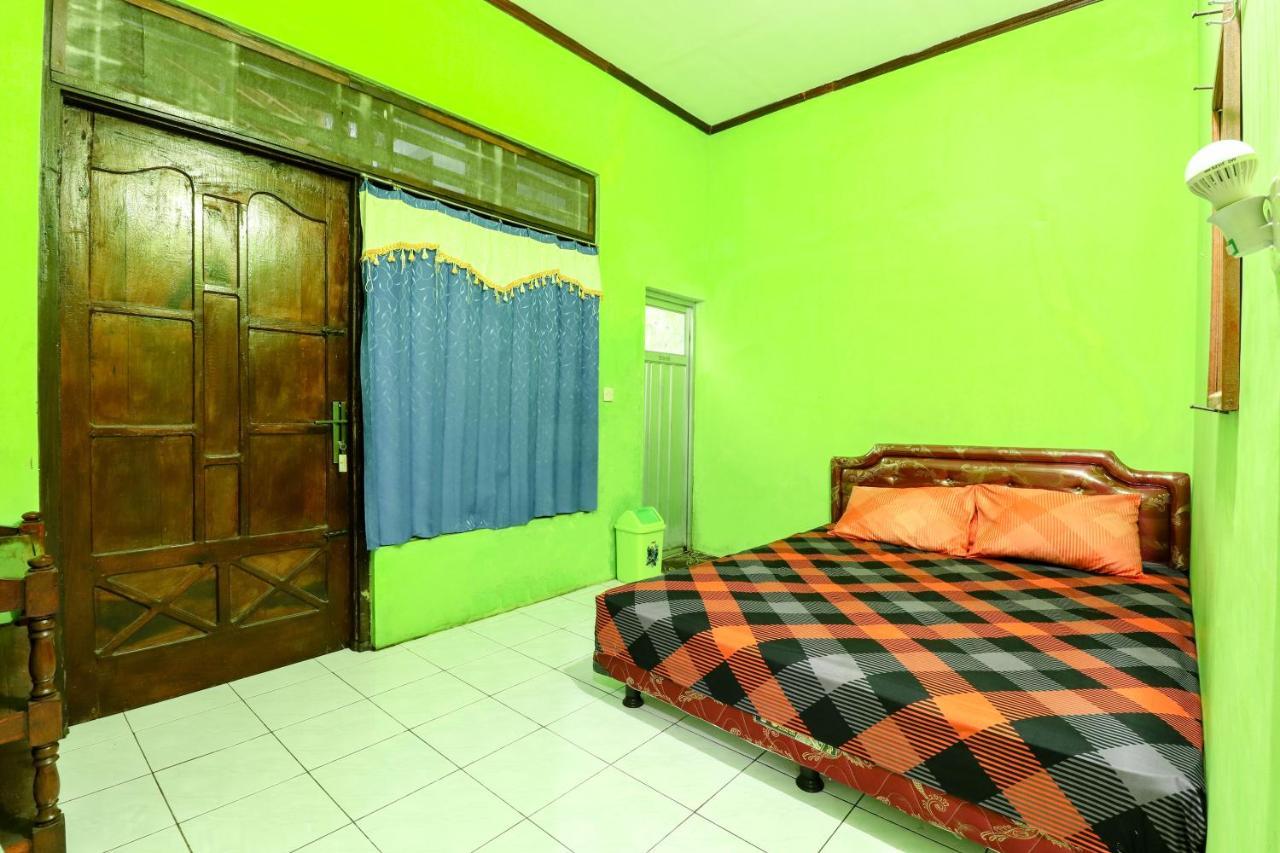 Willy Homestay Borobudur Magelang Exterior photo