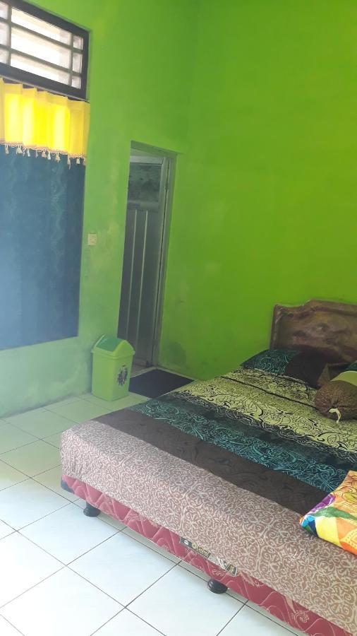 Willy Homestay Borobudur Magelang Exterior photo